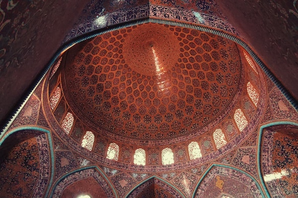 نمونه‌کار خالد النعیمی