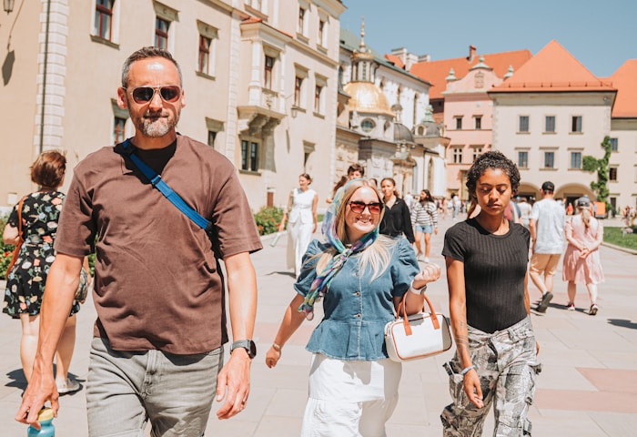 نمونه‌کار کاوه حسینی